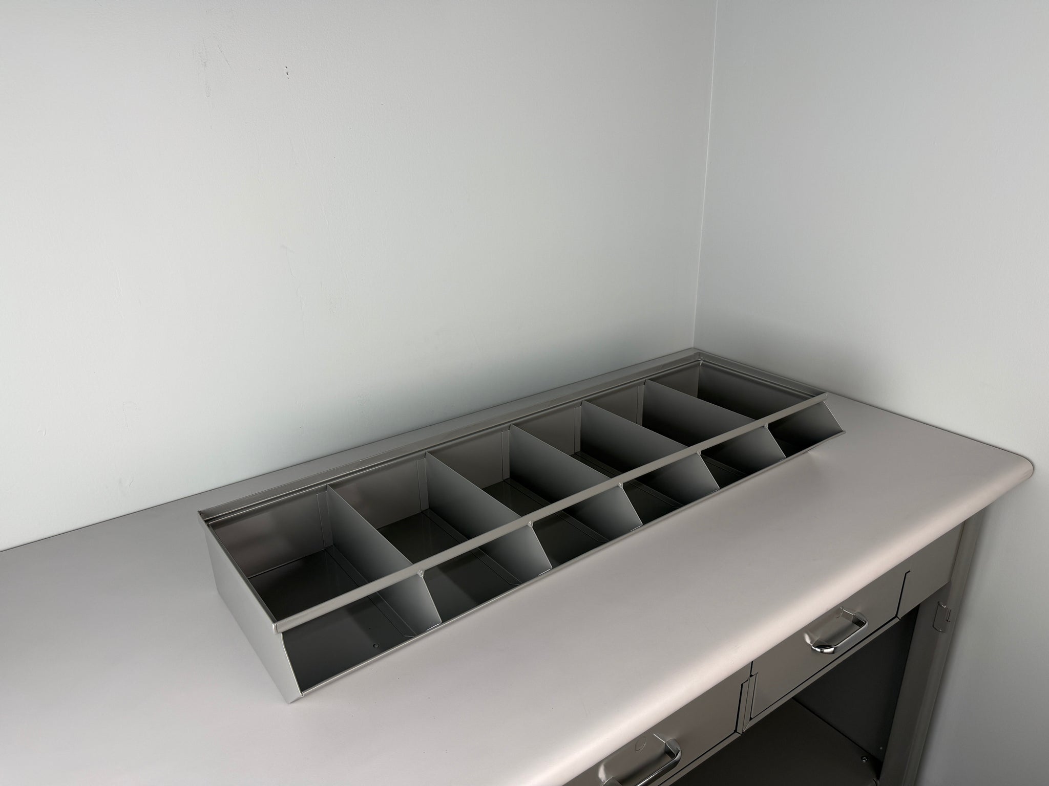Sectional Stackbins — Heavy-Duty Metal Stacking Bins