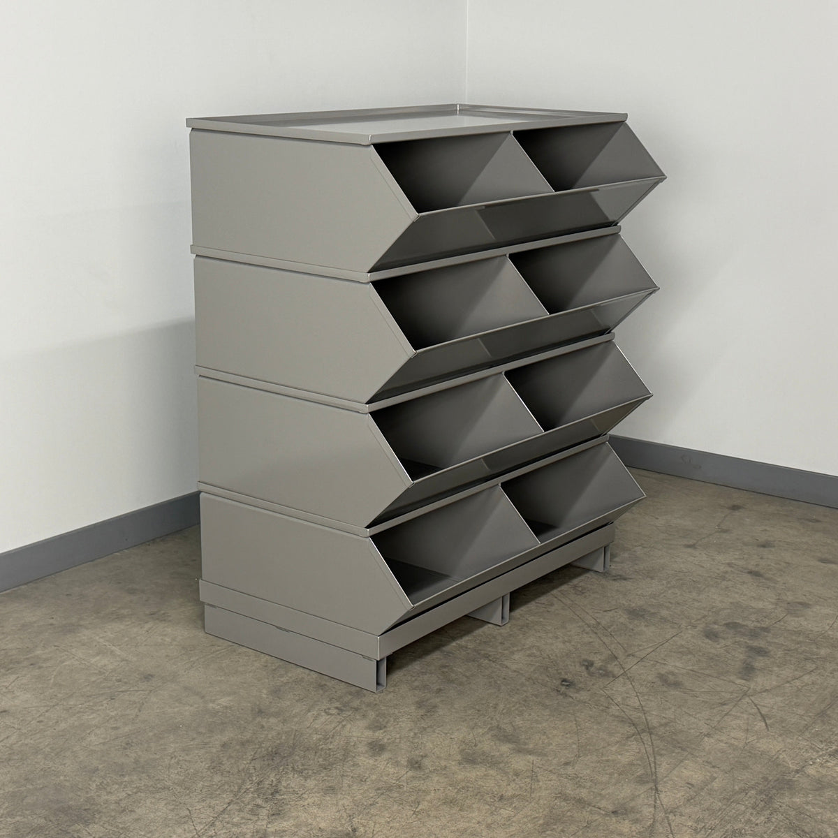 Stackbin Extra Large Compartment Storage Unit with Pallet Base