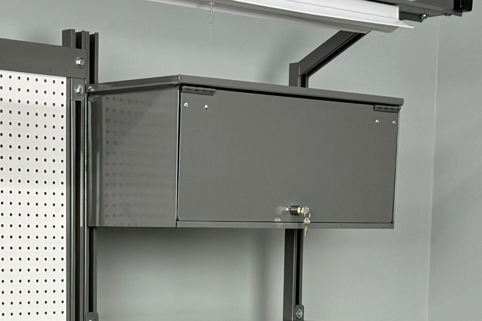 Stackbin Hopper With Lock Overhead Drop-Down Lockable Cabinet for Stackbin Workbenches – stackbinusa