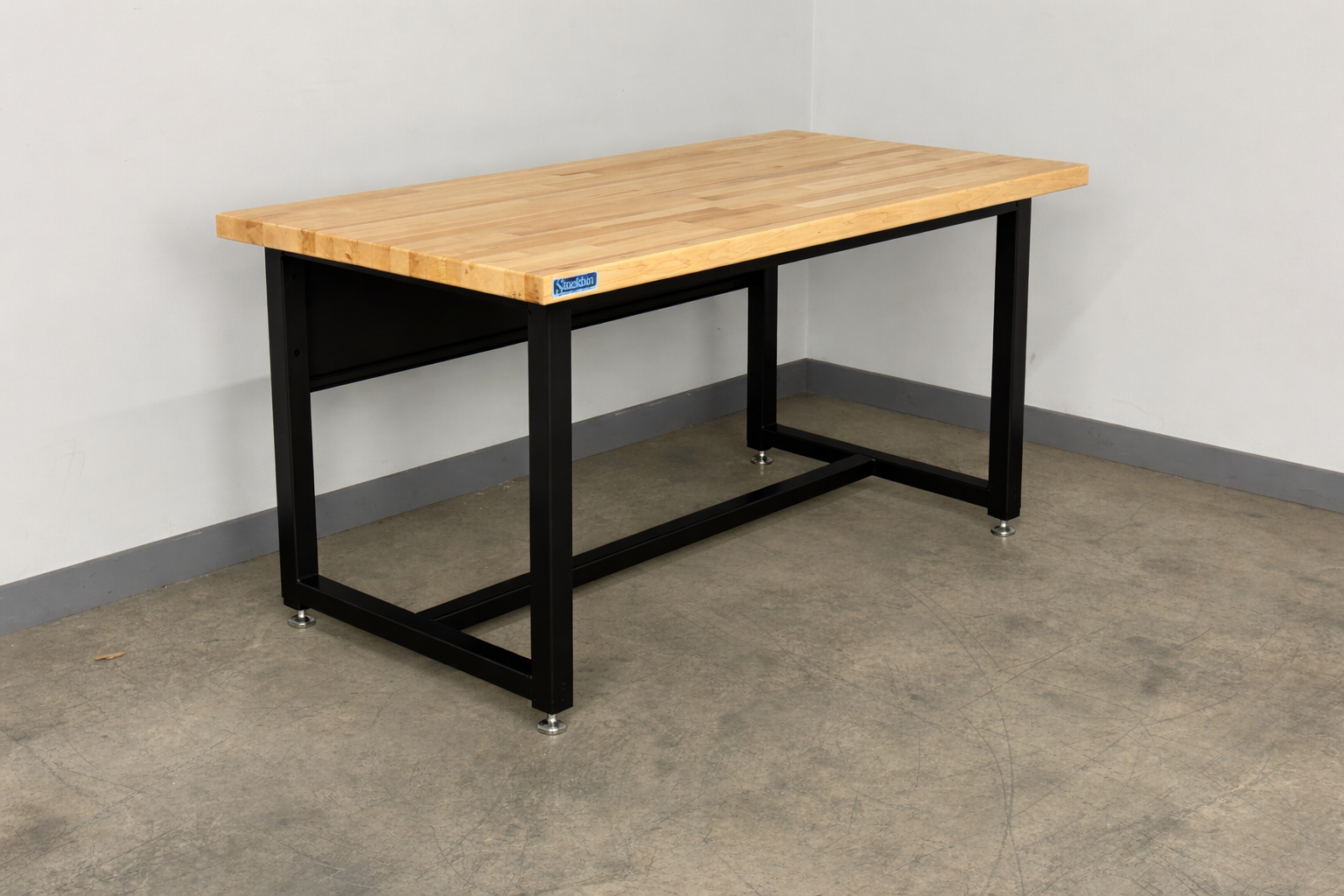 1505 Series Heavy Duty Adjustable Height Workbench – Professional