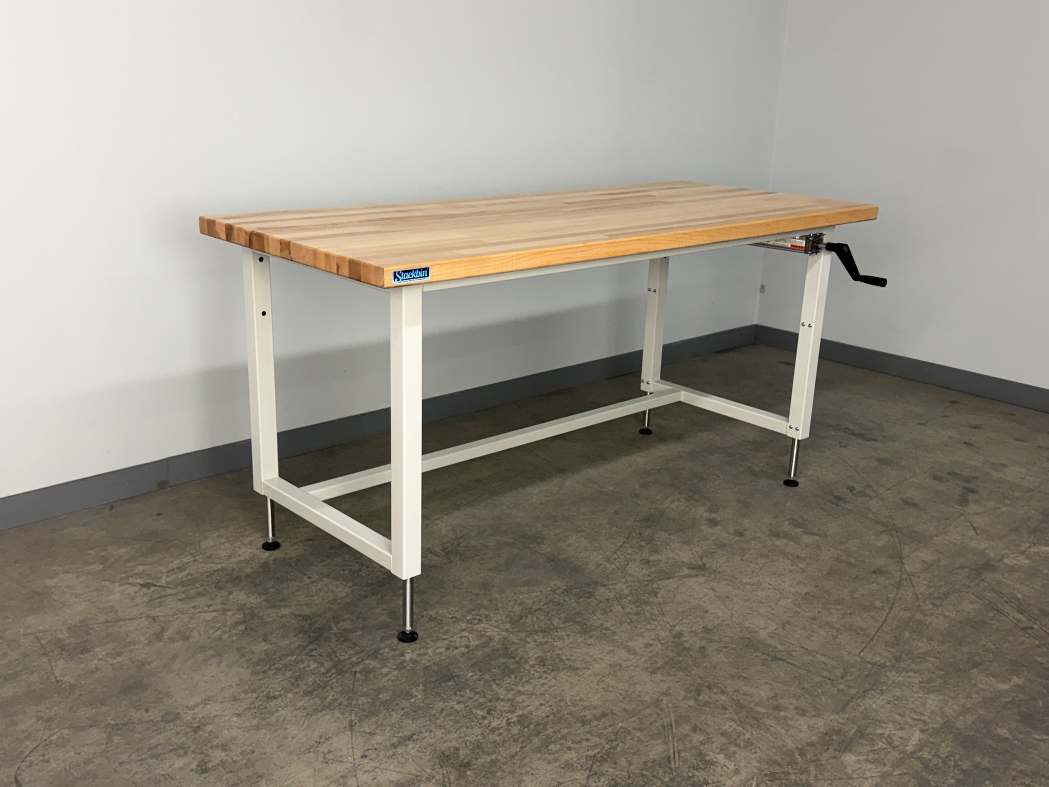 1200 Series Hydrolift Adjustable Workbench – 12