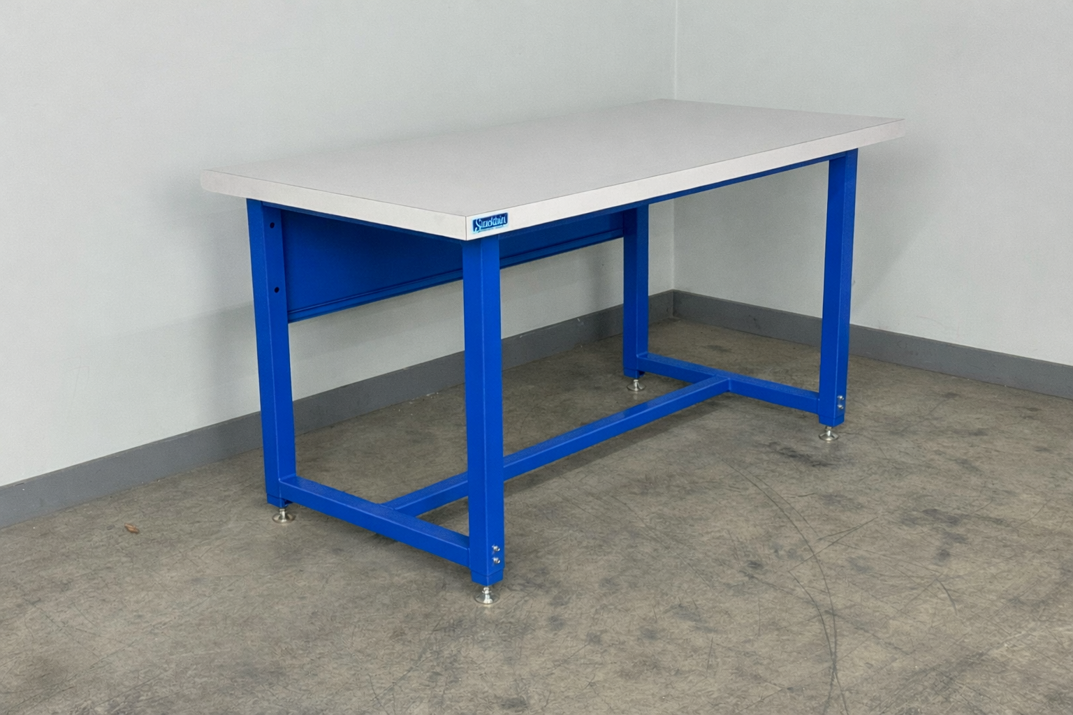 1505 Series Heavy Duty Adjustable Height Workbench – Professional
